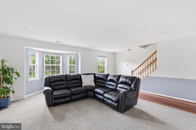 9089 HARDESTY DR, Clinton, MD 20735