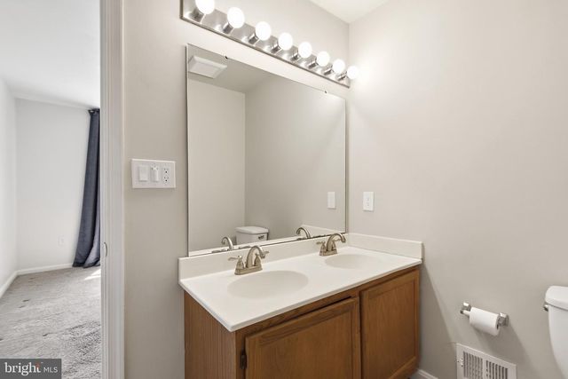 9089 HARDESTY DR, Clinton, MD 20735