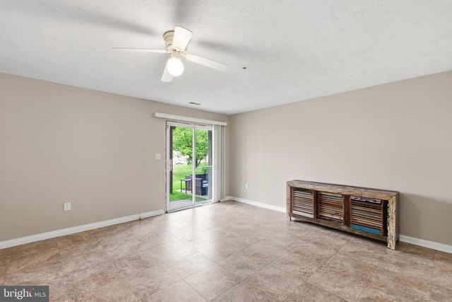 9089 HARDESTY DR, Clinton, MD 20735