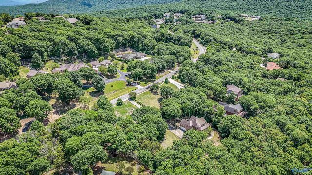 4025 High Mountain Road, Huntsville, AL 35811