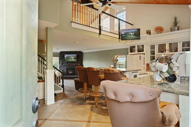 18050 N Tretheway Rd, Lockeford, CA 95237