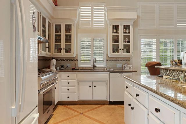 18050 N Tretheway Rd, Lockeford, CA 95237