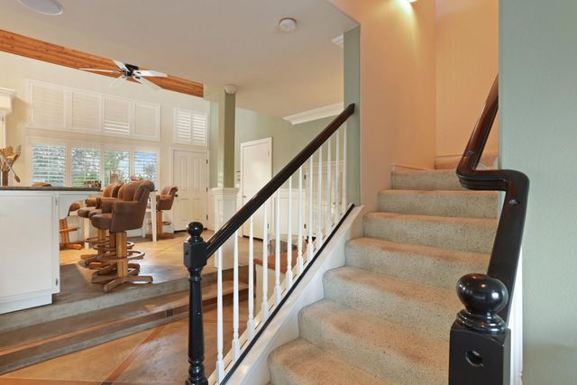 18050 N Tretheway Rd, Lockeford, CA 95237