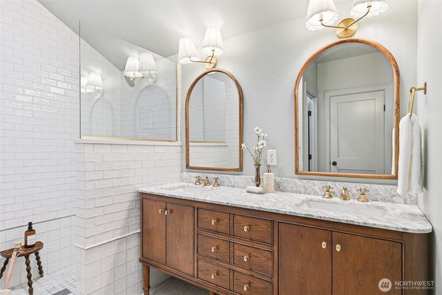 10002 9th Avenue NW, Seattle, WA 98177