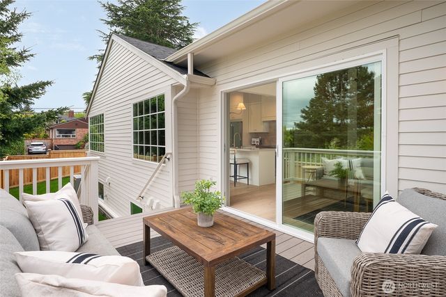 10002 9th Avenue NW, Seattle, WA 98177