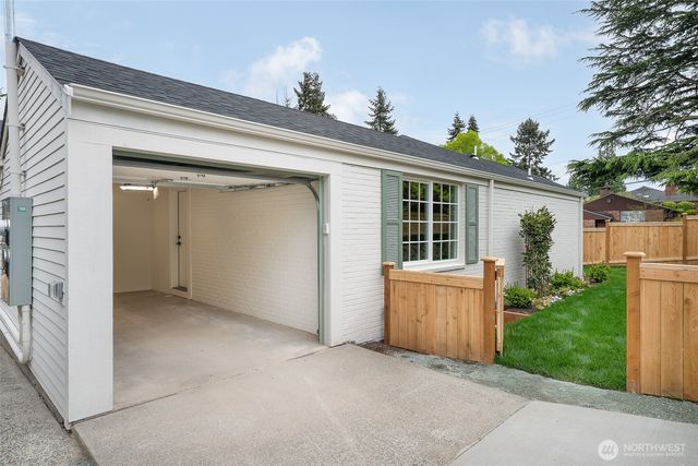 10002 9th Avenue NW, Seattle, WA 98177