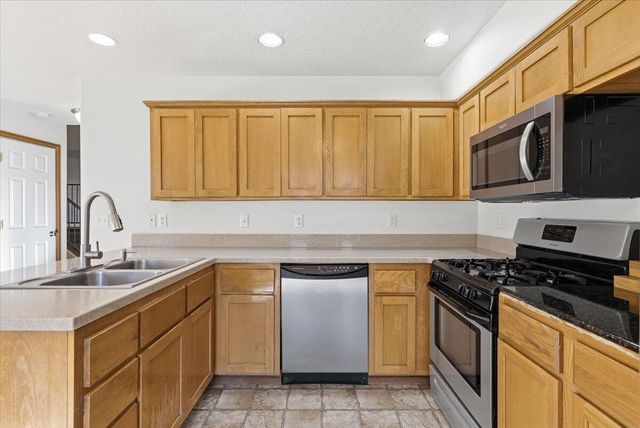 945 Win Way, Eagle Point, OR 97524