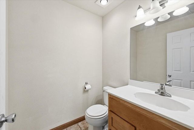 945 Win Way, Eagle Point, OR 97524