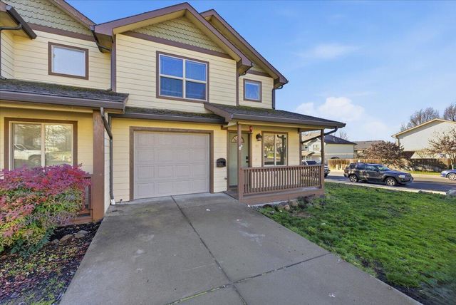 945 Win Way, Eagle Point, OR 97524