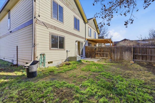 945 Win Way, Eagle Point, OR 97524