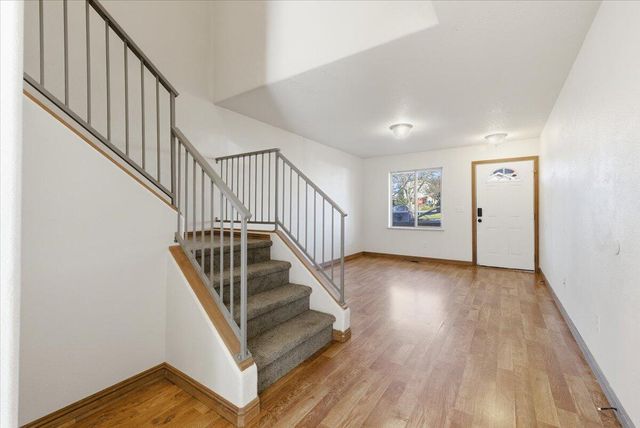 945 Win Way, Eagle Point, OR 97524