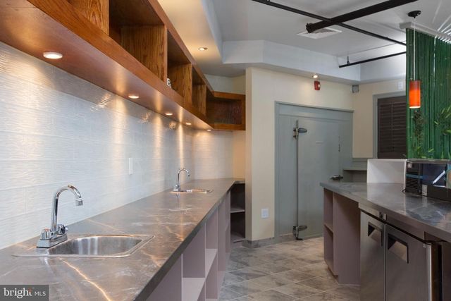 1145 EASTON RD, Abington, PA 19001