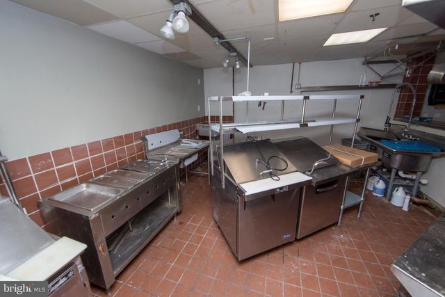 1145 EASTON RD, Abington, PA 19001