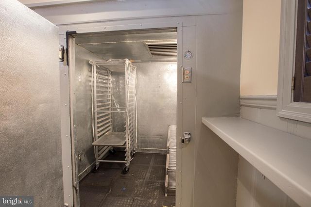 1145 EASTON RD, Abington, PA 19001