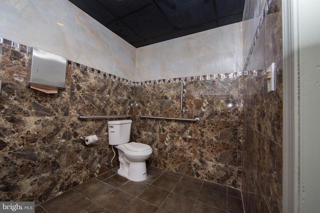 1145 EASTON RD, Abington, PA 19001