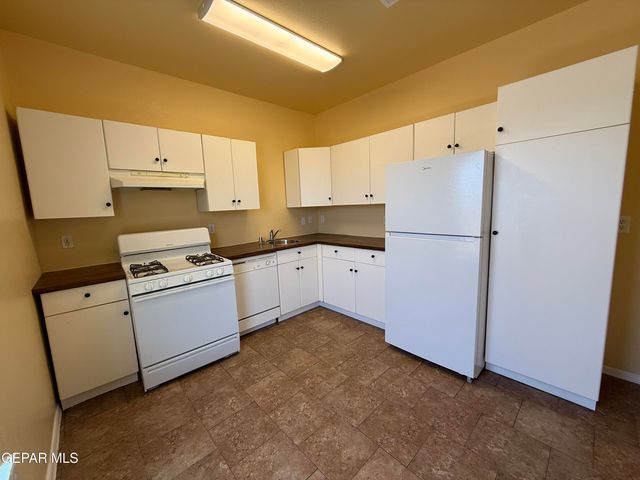8931 Marks Drive C, El Paso, TX 79904