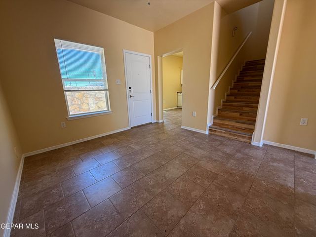 8931 Marks Drive C, El Paso, TX 79904