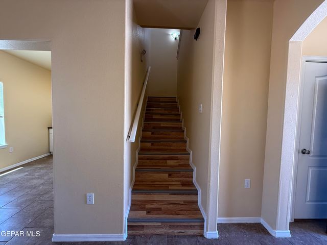 8931 Marks Drive C, El Paso, TX 79904