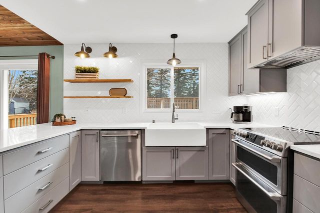 1759 Davids View DRIVE, West Bend, WI 53090