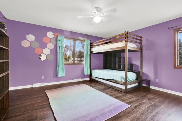 1759 Davids View DRIVE, West Bend, WI 53090