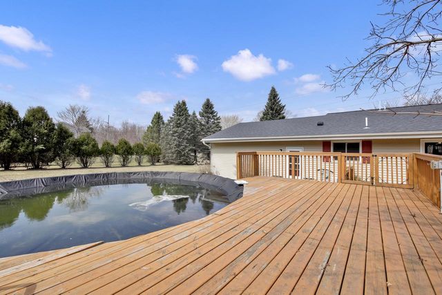 1759 Davids View DRIVE, West Bend, WI 53090