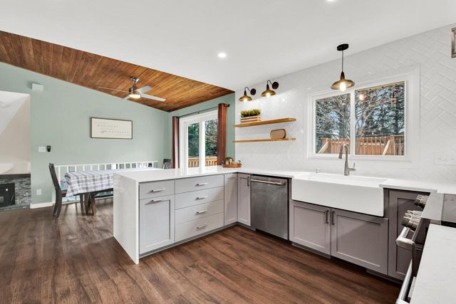 1759 Davids View DRIVE, West Bend, WI 53090