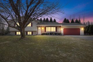1759 Davids View DRIVE, West Bend, WI 53090