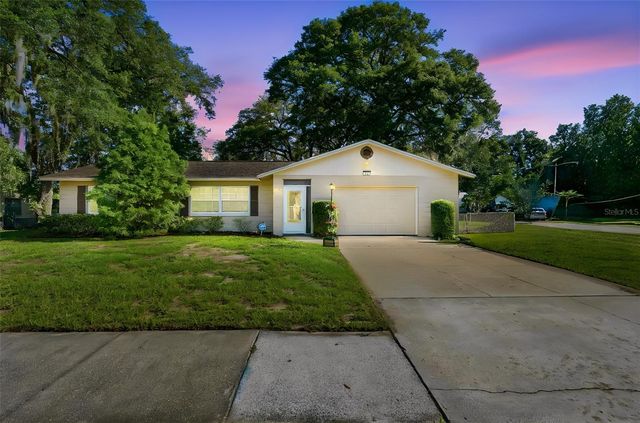 1111 HELEN DRIVE, Deland, FL 32720