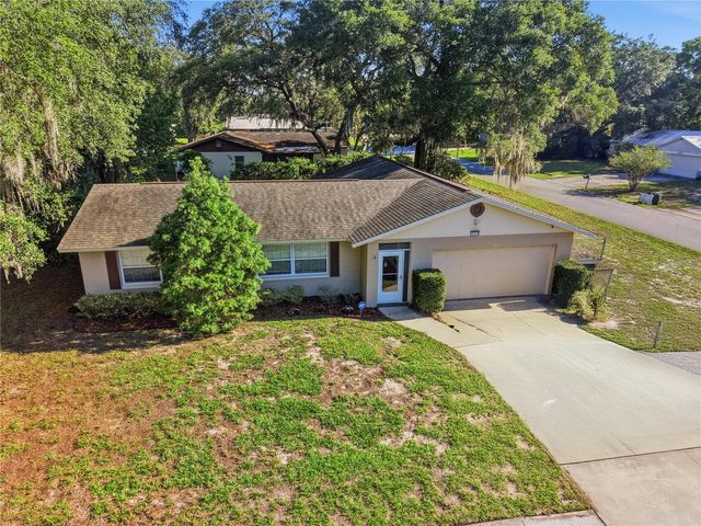 1111 HELEN DRIVE, Deland, FL 32720