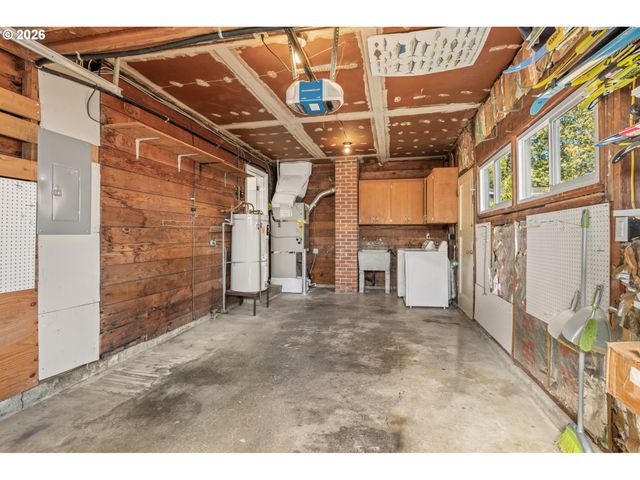 4815 Se FLAVEL Dr, Portland, OR 97206