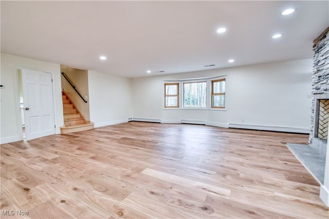 17460 Trillium Drive, Chagrin Falls, OH 44023