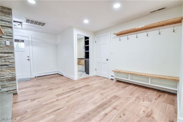 17460 Trillium Drive, Chagrin Falls, OH 44023