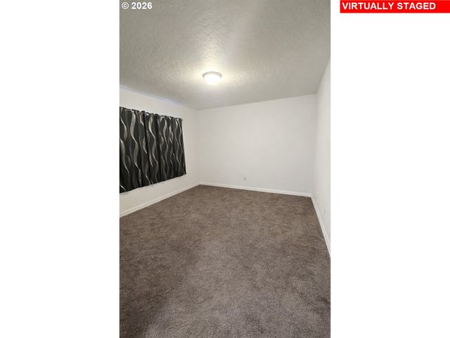 900 N 15TH Ave, Elgin, OR 97827