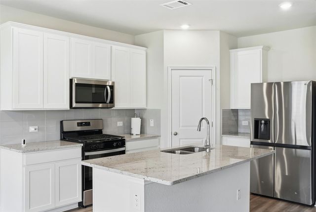 106 Osier Pass, Hutto, TX 78634