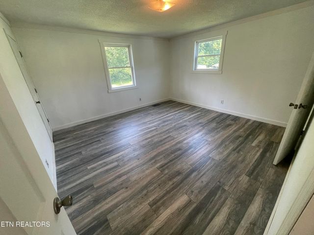 535 Belcher Gap Rd, Madisonville, TN 37354