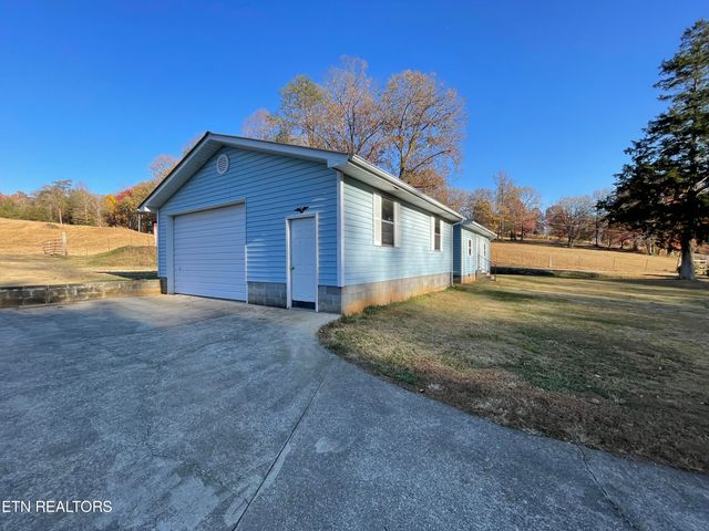 535 Belcher Gap Rd, Madisonville, TN 37354