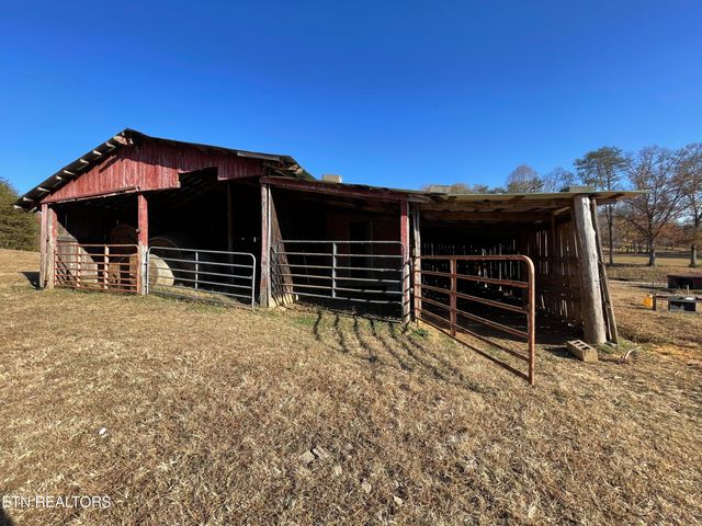 535 Belcher Gap Rd, Madisonville, TN 37354