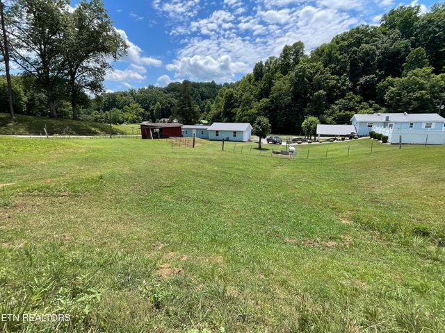 535 Belcher Gap Rd, Madisonville, TN 37354