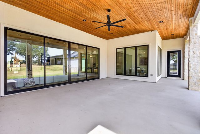 536 Royal Santana Run, Weatherford, TX 76087