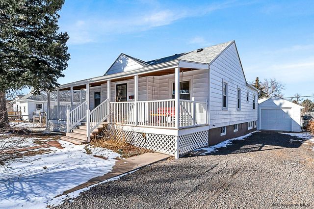1208 E 22ND ST, Cheyenne, WY 82001