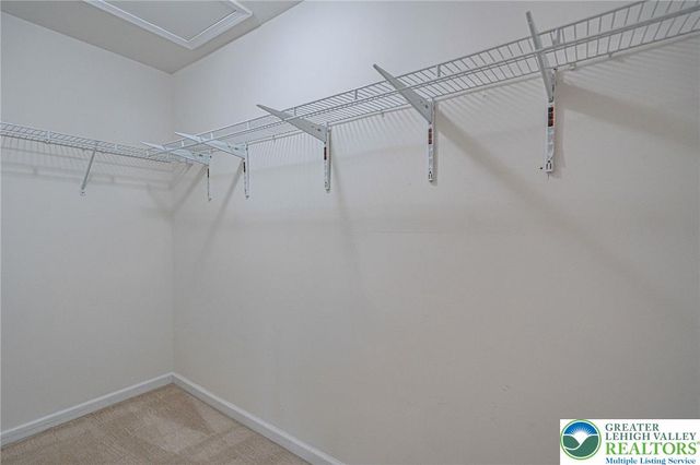 233 Snapdragon Way, Upper Macungie Twp, PA 18104