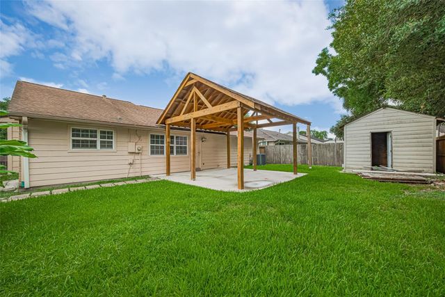 3714 Parkridge Glen Drive, Houston, TX 77082