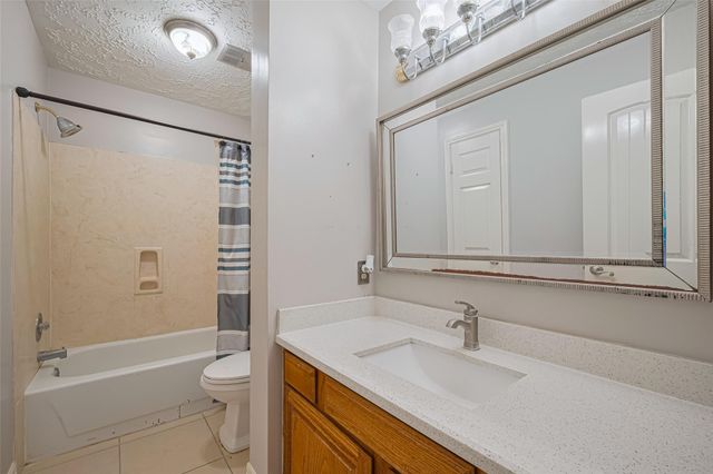 3714 Parkridge Glen Drive, Houston, TX 77082