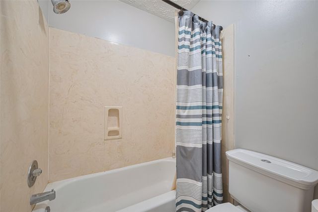 3714 Parkridge Glen Drive, Houston, TX 77082