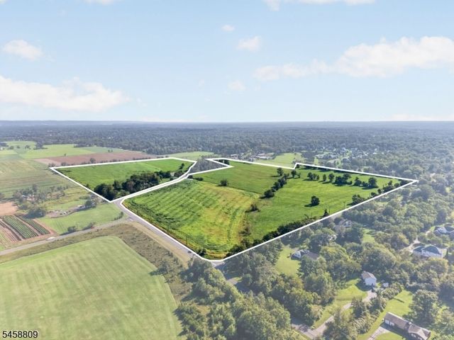 240 Willow Rd, Hillsborough Twp., NJ 08844