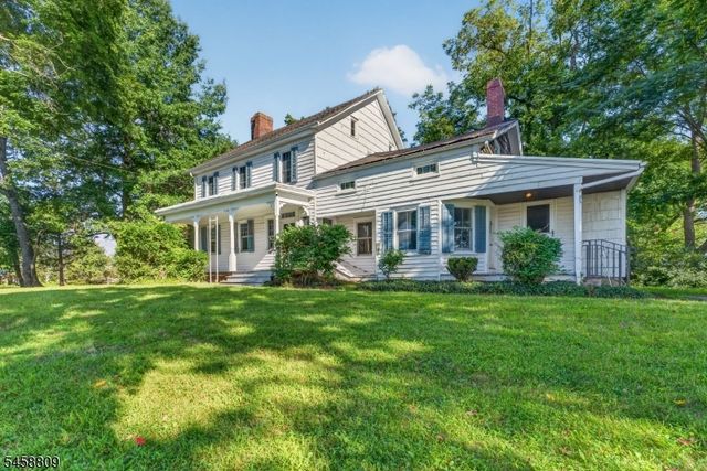 240 Willow Rd, Hillsborough Twp., NJ 08844