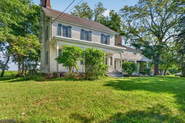 240 Willow Rd, Hillsborough Twp., NJ 08844