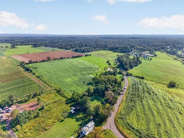 240 Willow Rd, Hillsborough Twp., NJ 08844