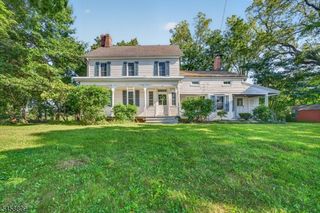 240 Willow Rd, Hillsborough Twp., NJ 08844