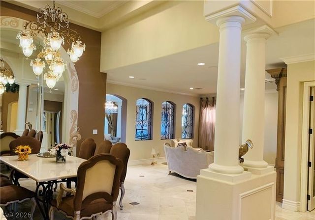 9325 Queen Charlotte Drive, Las Vegas, NV 89145